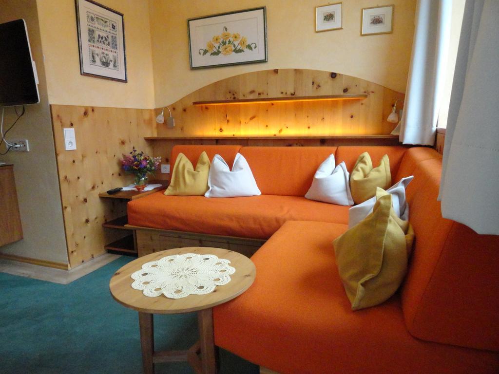 Residence Intica San Candido Exteriér fotografie