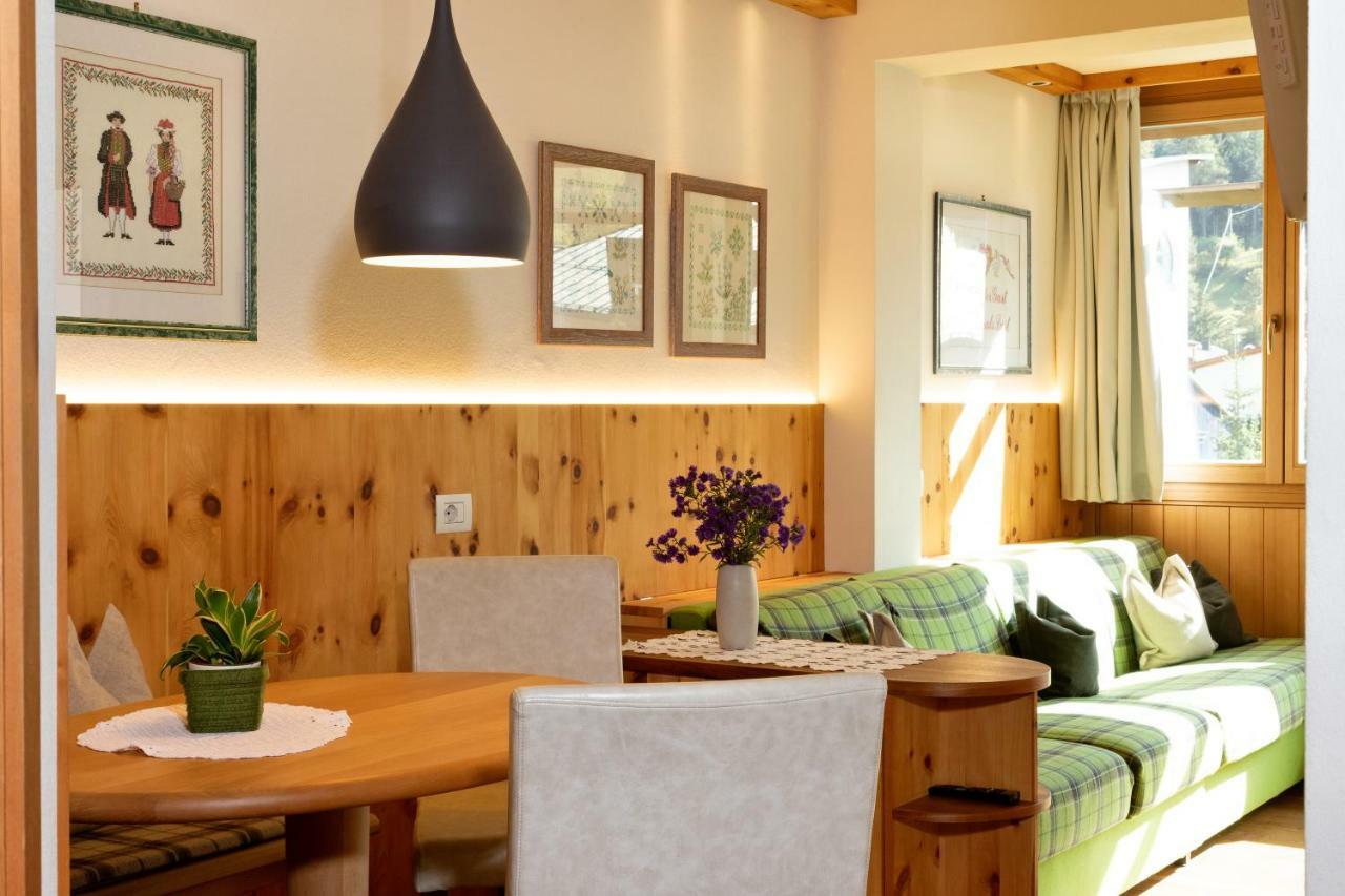 Residence Intica San Candido Exteriér fotografie